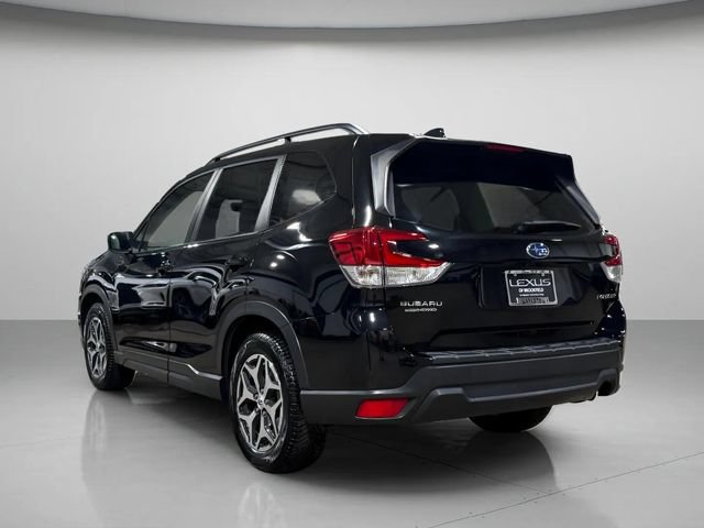 Used 2019 Subaru Forester Premium AWD/4WD image 6