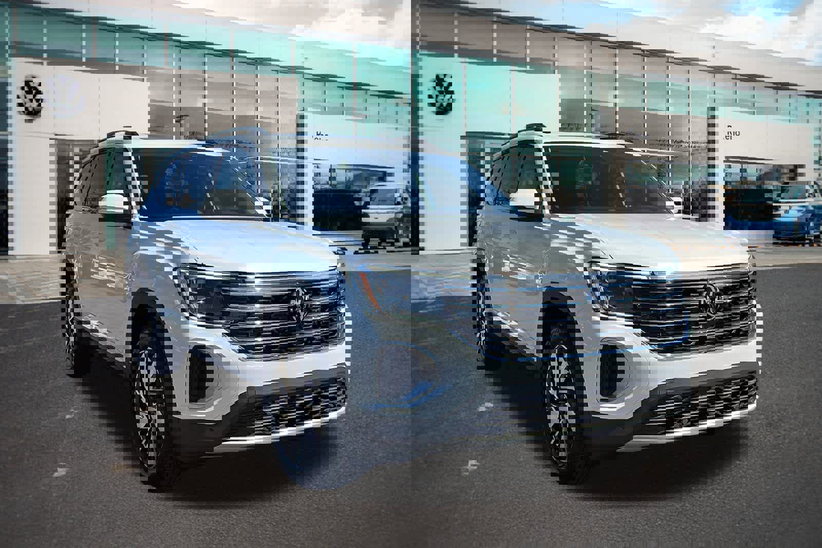 New 2026 Volkswagen Atlas SE image 3