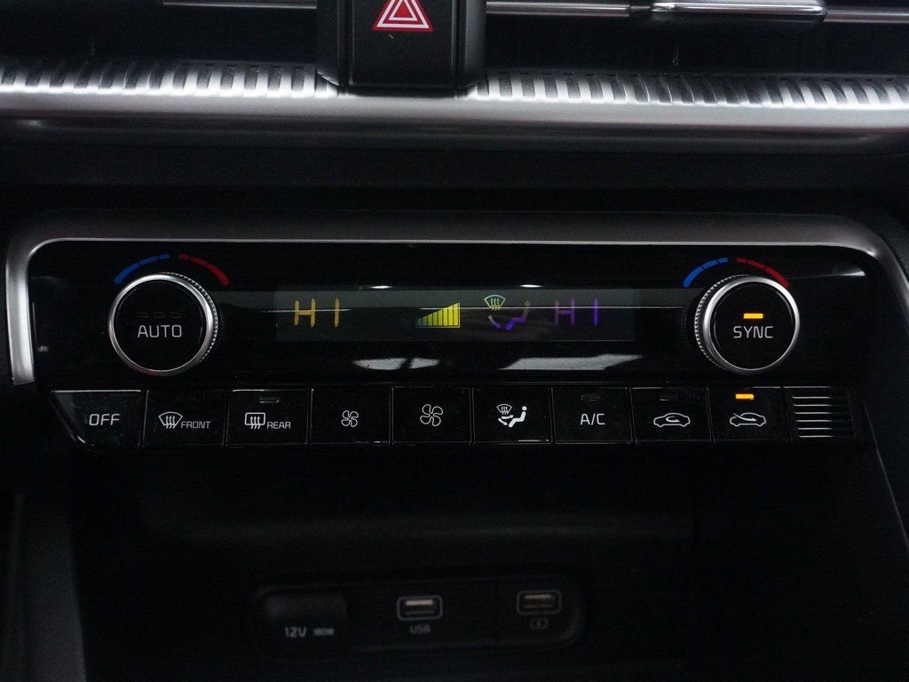 Used 2023 Kia K5 GT-Line image 45