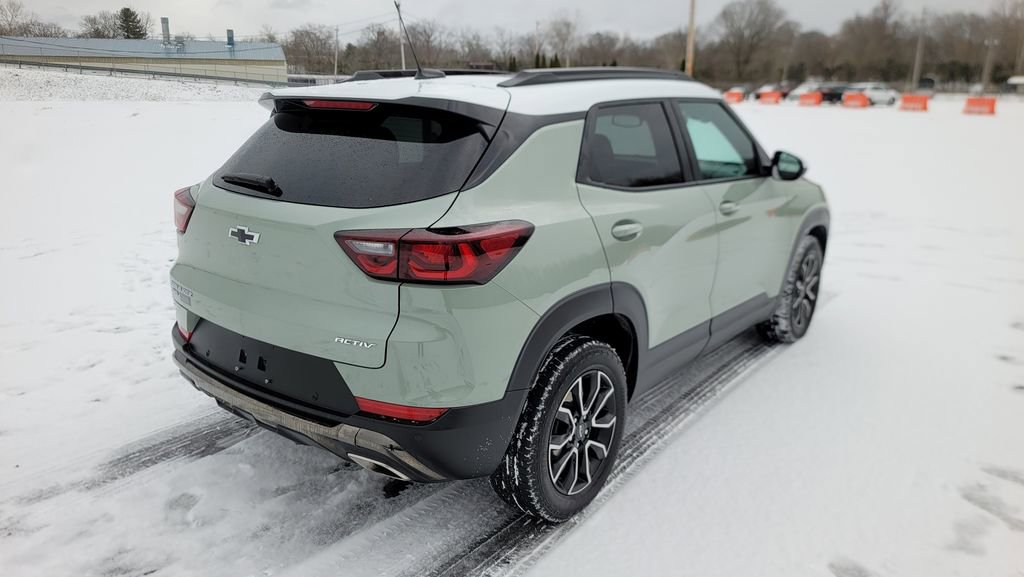 Used 2024 Chevrolet TrailBlazer ACTIV w/ Convenience Package image 12