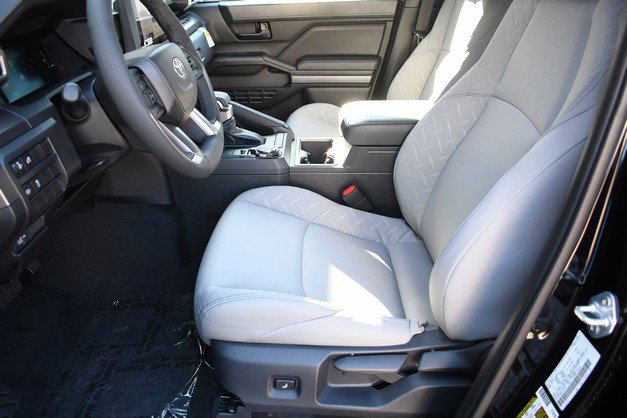 New 2025 Toyota Tacoma SR5 image 7