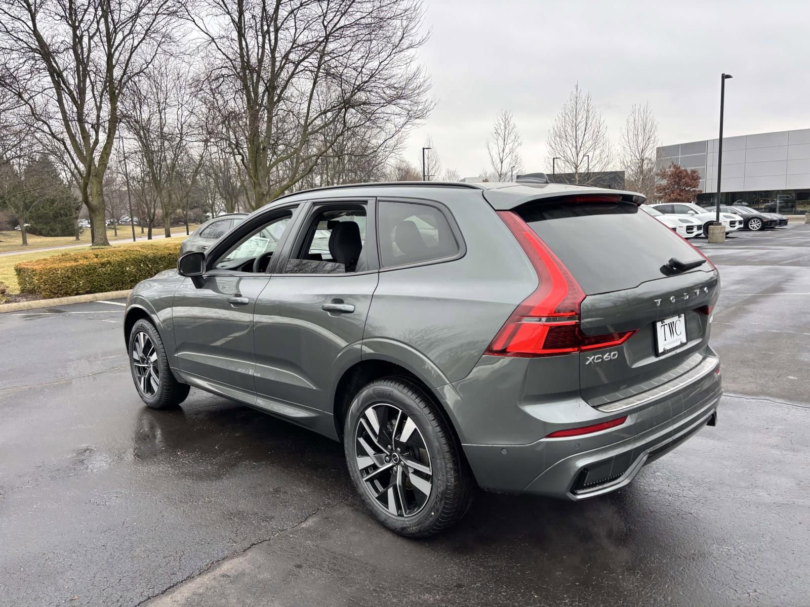 New 2026 Volvo XC60 B5 Plus w/ Protection Package Premier image 5