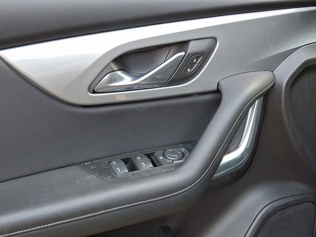 Used 2019 Chevrolet Blazer LT w/ Sun and Wheels Package image 12