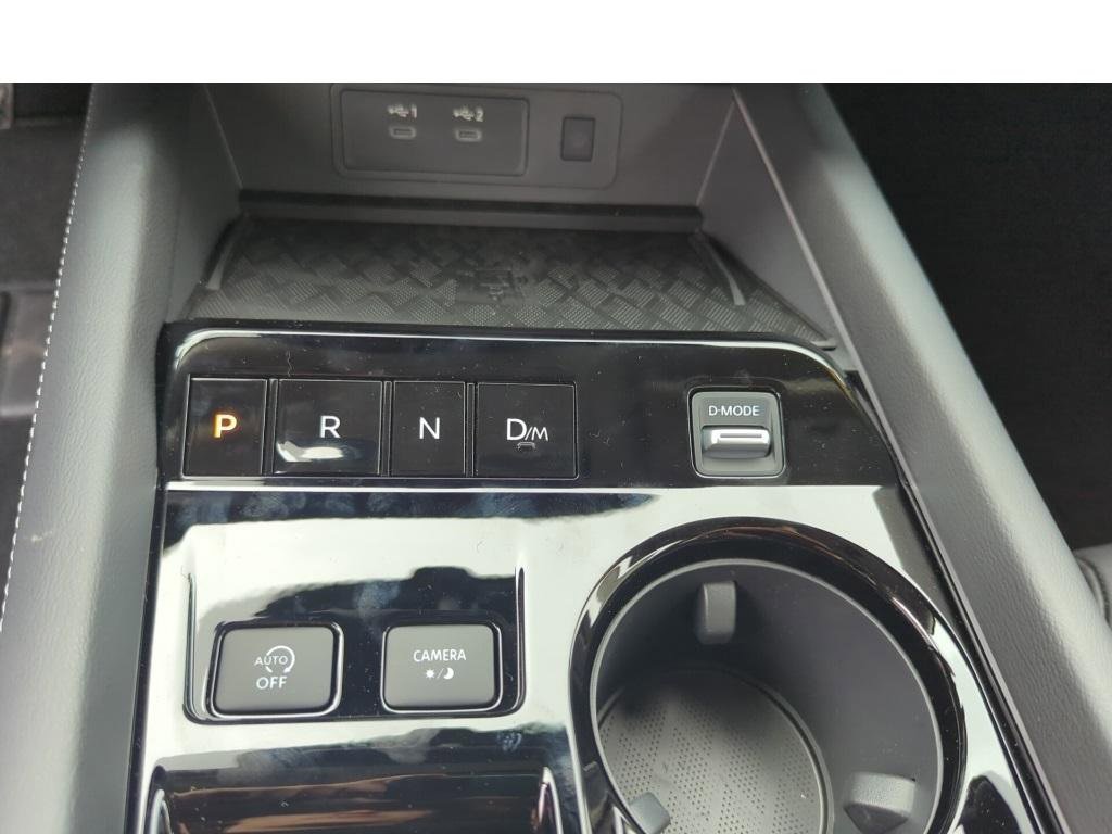 New 2025 Nissan Murano Platinum image 14