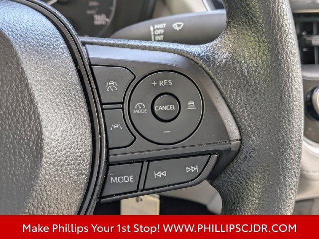Used 2024 Toyota Corolla Cross L FWD image 21
