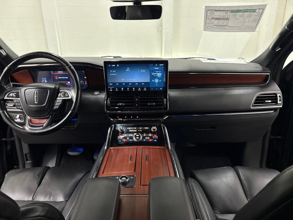 Used 2022 Lincoln Navigator L Reserve AWD/4WD image 21