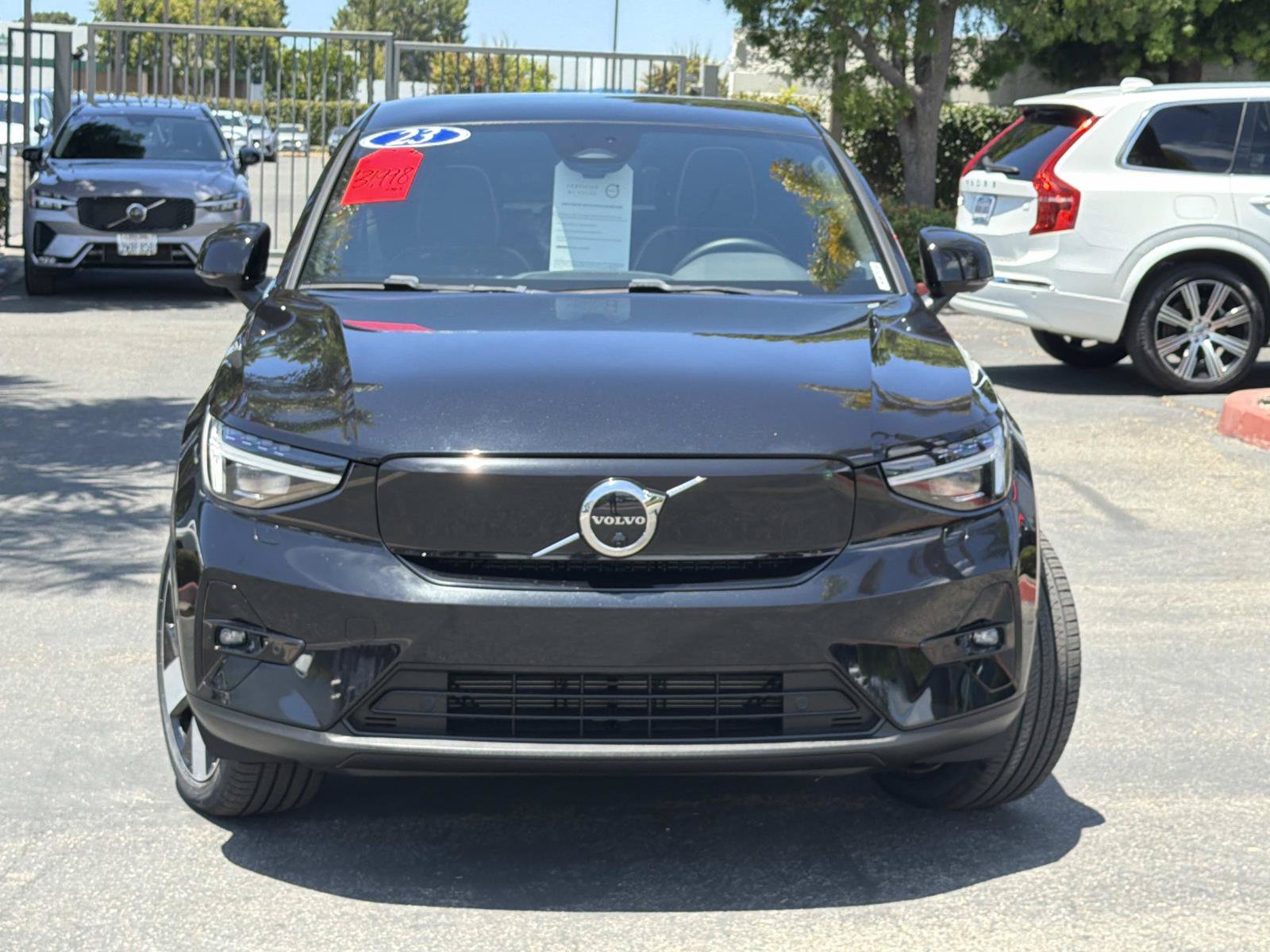 Certified 2023 Volvo C40 P8 Recharge Ultimate w/ Protection Package Premier AWD/4WD image 2