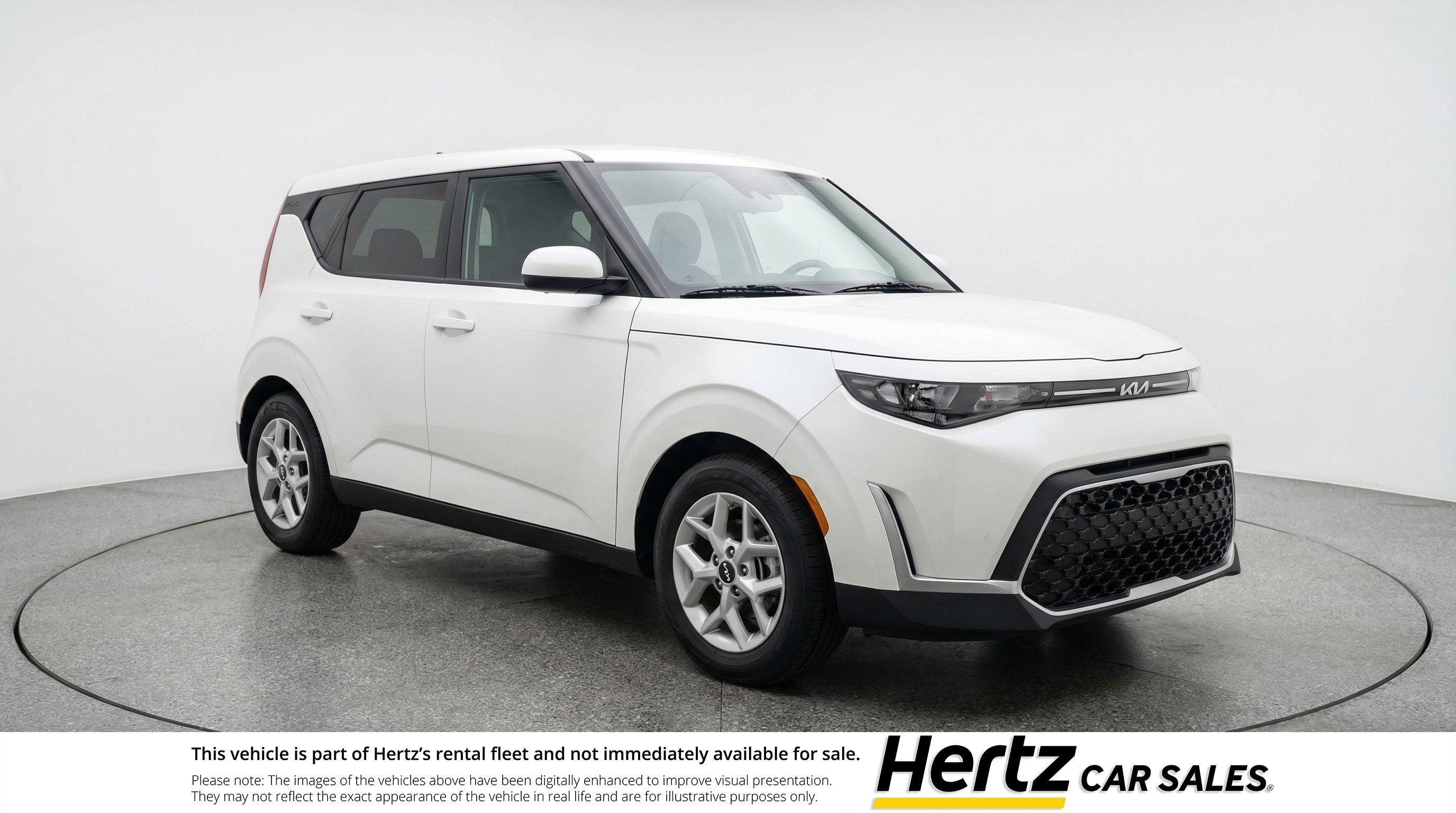 Used 2025 Kia Soul LX w/ LX Technology Package FWD image 1