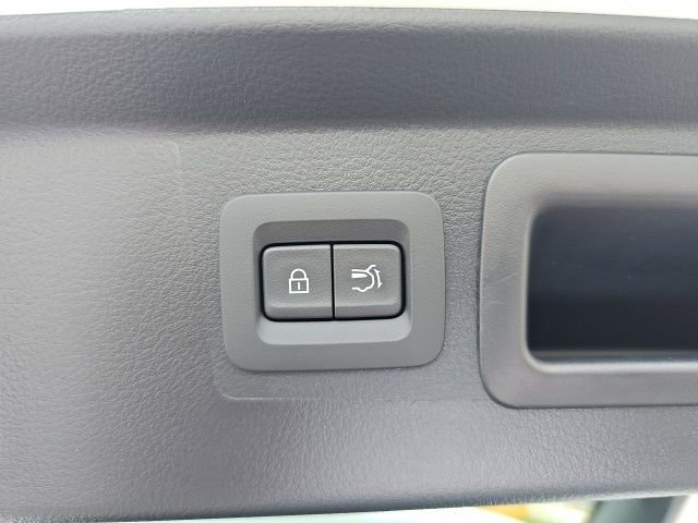 New 2025 MAZDA CX-50 AWD 2.5 Turbo w/ Cargo Package image 17