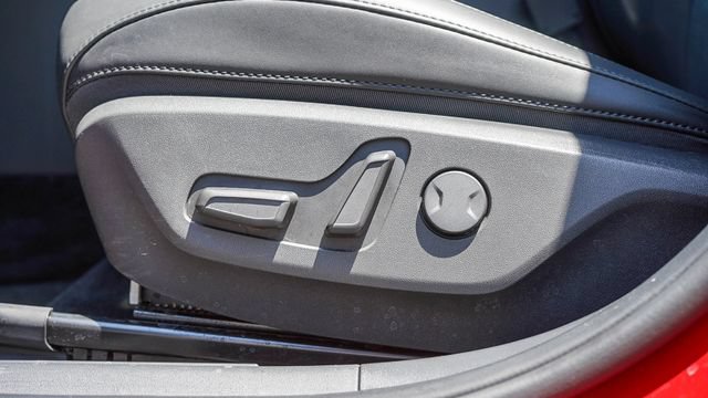 Certified 2025 Kia Niro EX FWD image 22