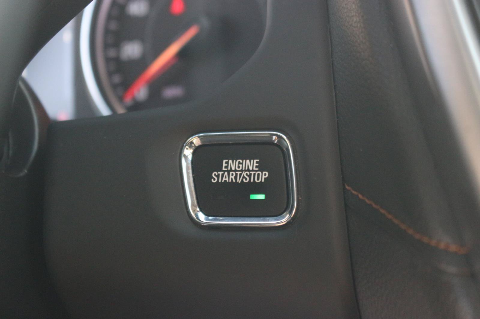 Used 2023 GMC Acadia AT4 AWD/4WD image 32