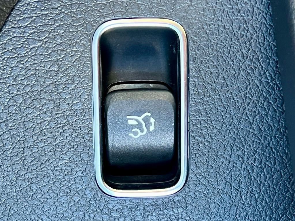 Certified 2023 Mercedes-Benz GLS 450 4MATIC image 21