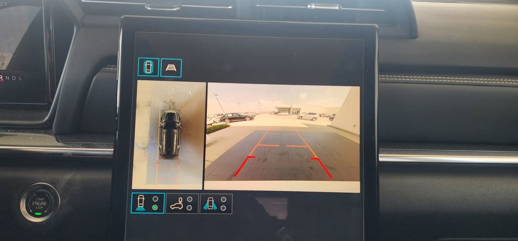 Used 2025 GMC Terrain Elevation w/ Elevation Premium Package image 20