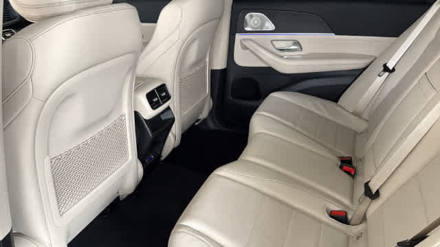 Certified 2026 Mercedes-Benz GLE 450 4MATIC image 32