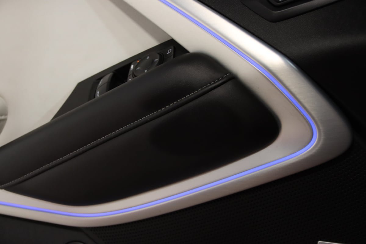 Used 2018 Chevrolet Camaro SS RWD image 60