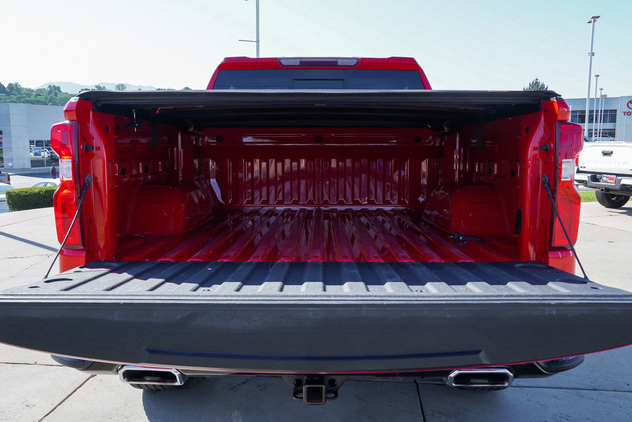 Used 2020 Chevrolet Silverado 1500 LT Trail Boss AWD/4WD image 14