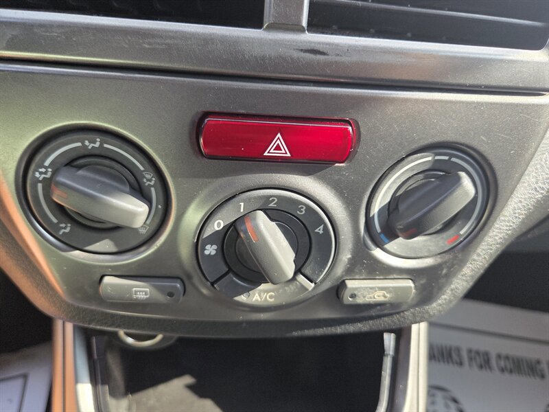 Used 2011 Subaru Impreza 2.5i image 17