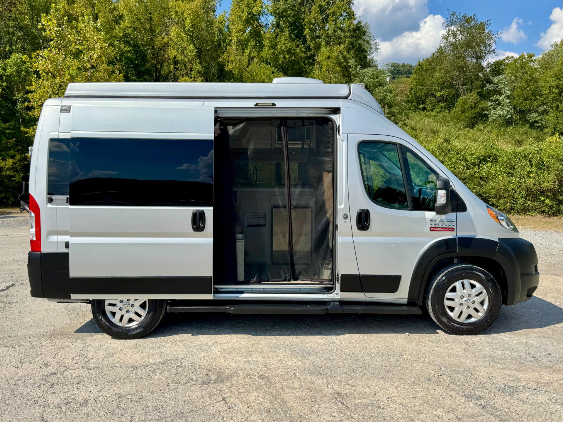 Used 2021 RAM ProMaster 1500 w/ Convenience Group FWD image 14
