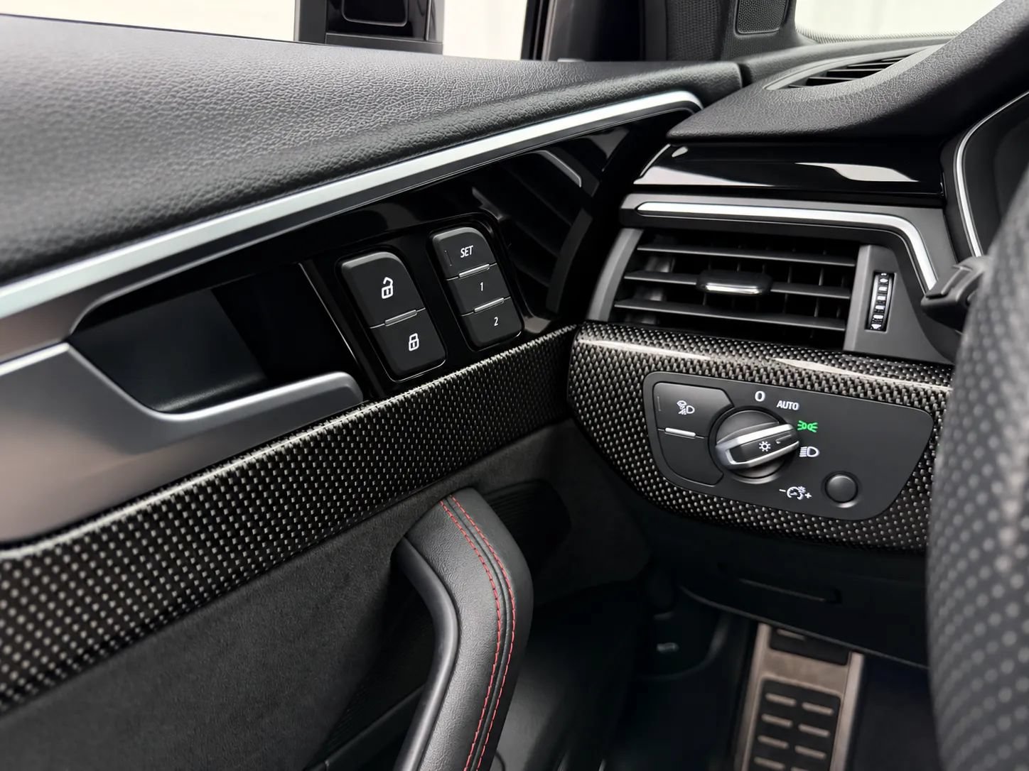 Used 2023 Audi S4 Premium Plus w/ Premium Plus Package AWD/4WD image 17