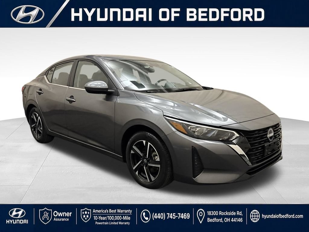 Used 2025 Nissan Sentra SV FWD image 3