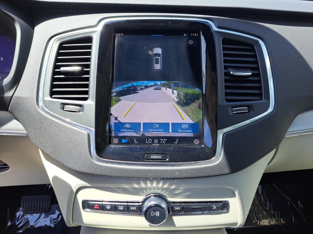 Used 2023 Volvo XC90 B5 Core w/ Protection Package Premier image 23