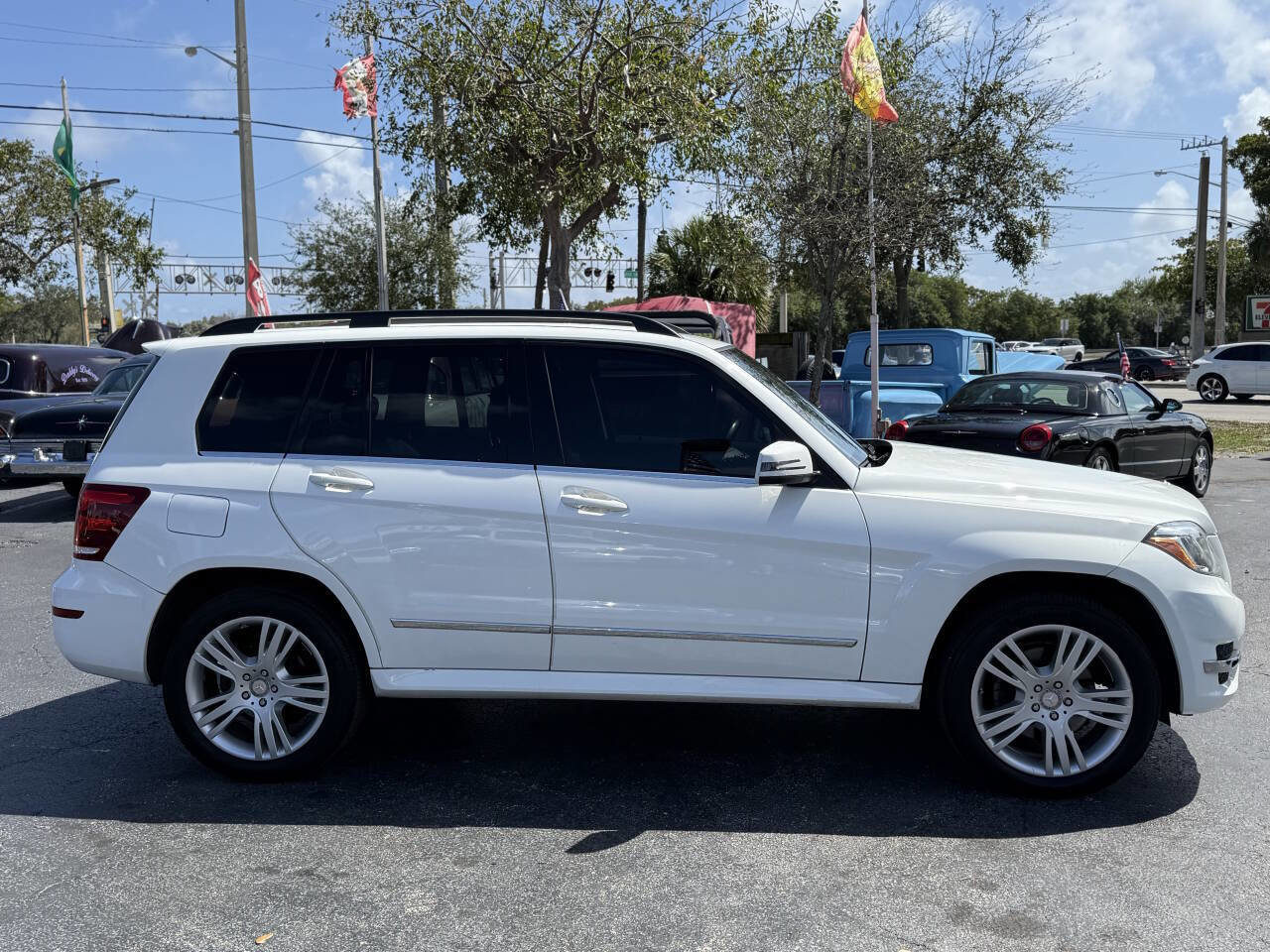Used 2014 Mercedes-Benz GLK 350 2WD image 5