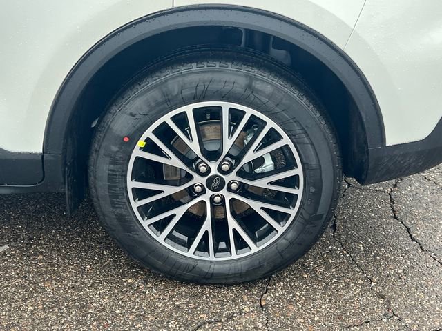 New 2026 Ford Escape SE w/ Class II Trailer Tow Package image 10