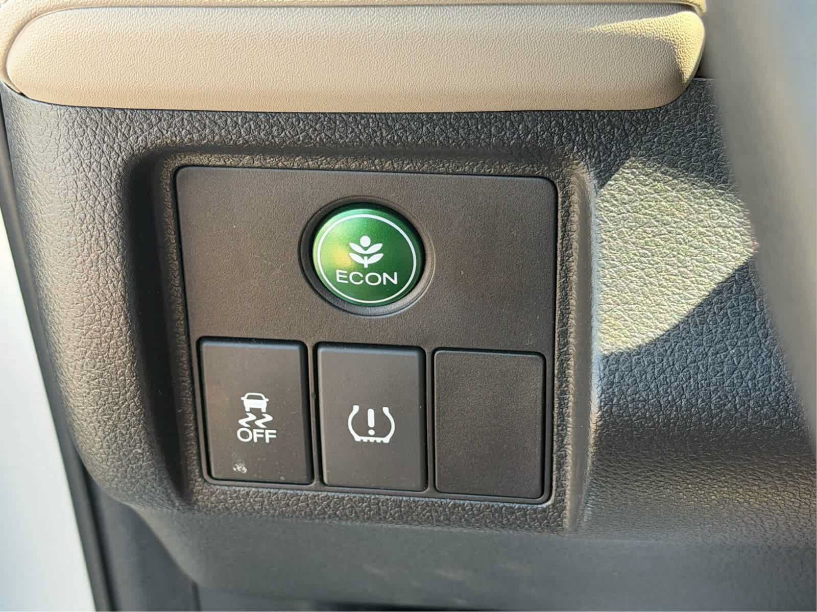 Used 2018 Honda HR-V EX image 11