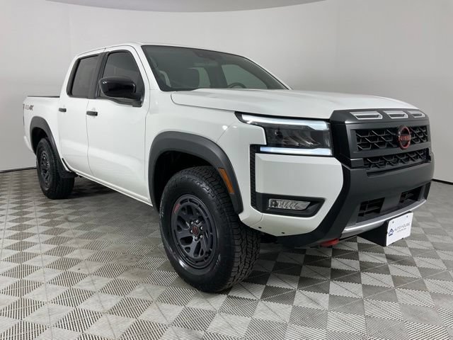 Used 2026 Nissan Frontier PRO-4X AWD/4WD image 11