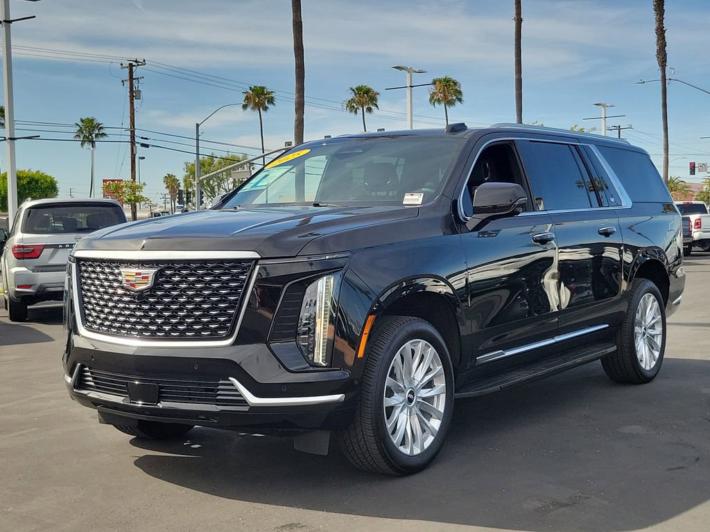 Used 2025 Cadillac Escalade ESV Luxury RWD image 35