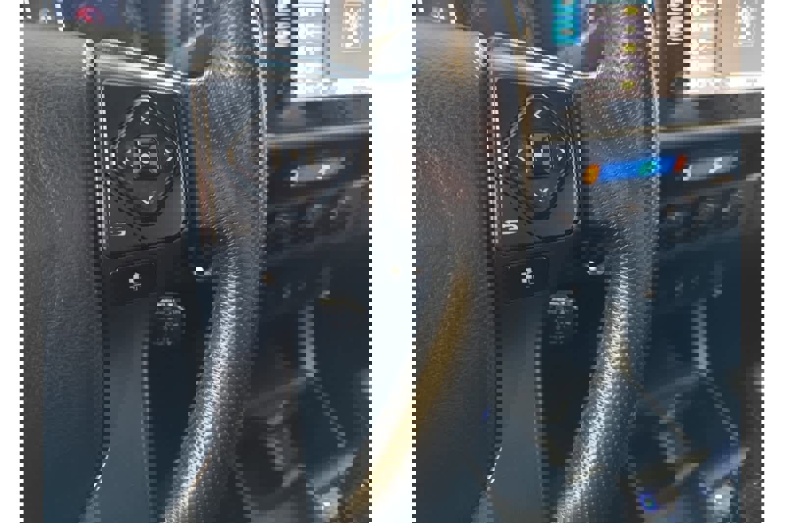 Used 2017 Toyota Tacoma TRD Off-Road image 28