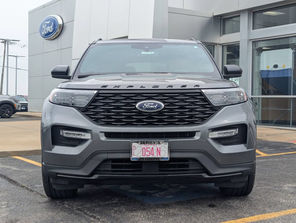 Used 2024 Ford Explorer ST-Line w/ Class IV Trailer Tow Package AWD/4WD image 8