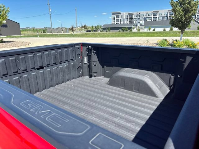 Used 2022 GMC Sierra 1500 Elevation w/ Elevation Premium Package AWD/4WD image 29