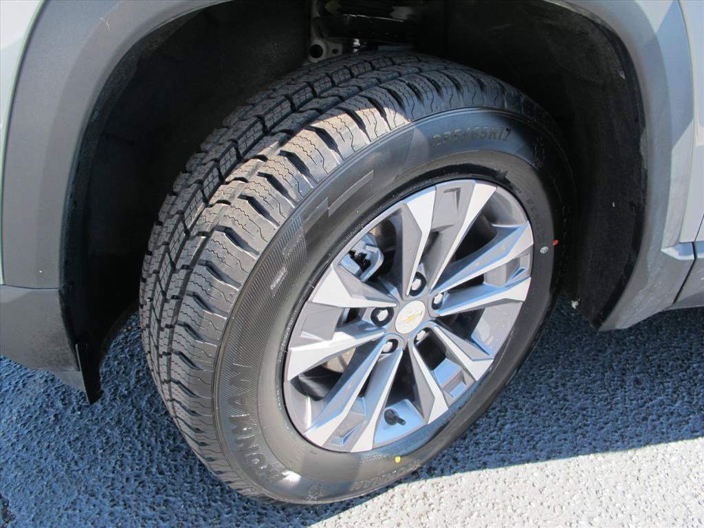 Used 2026 Chevrolet Equinox LT w/ Convenience Package II FWD image 18