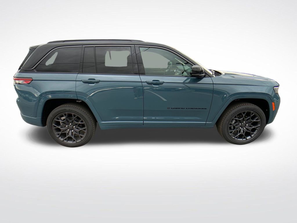 New 2026 Jeep Grand Cherokee Summit AWD/4WD image 6
