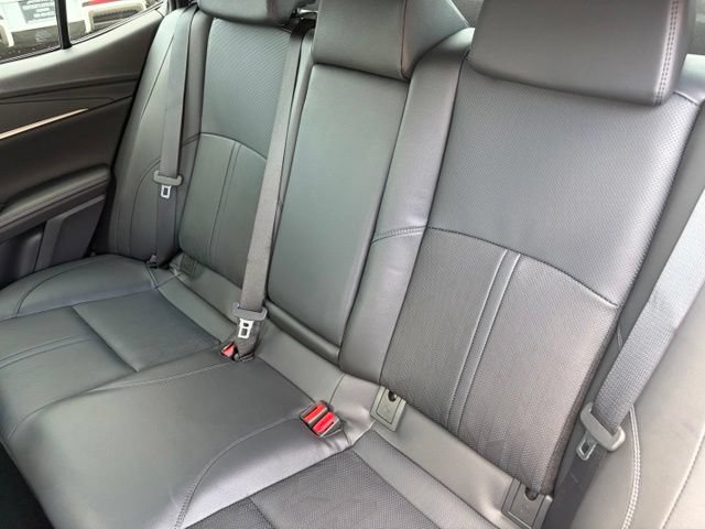 Used 2025 Toyota Camry XSE FWD image 28