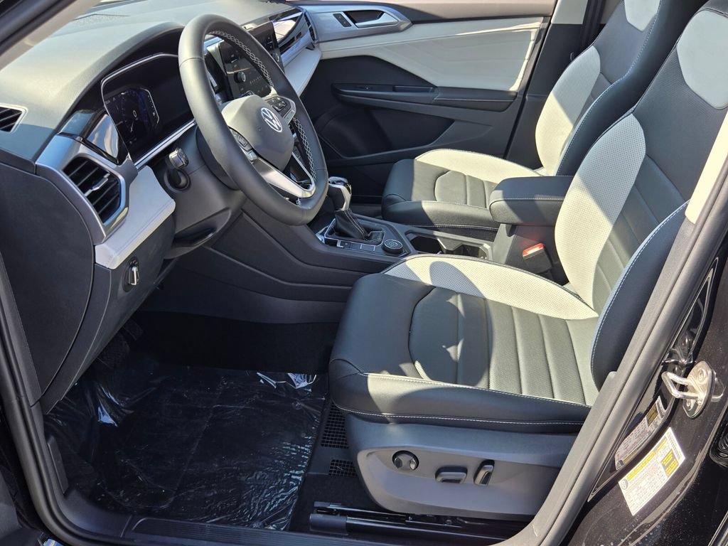 New 2026 Volkswagen Taos SEL AWD/4WD image 5