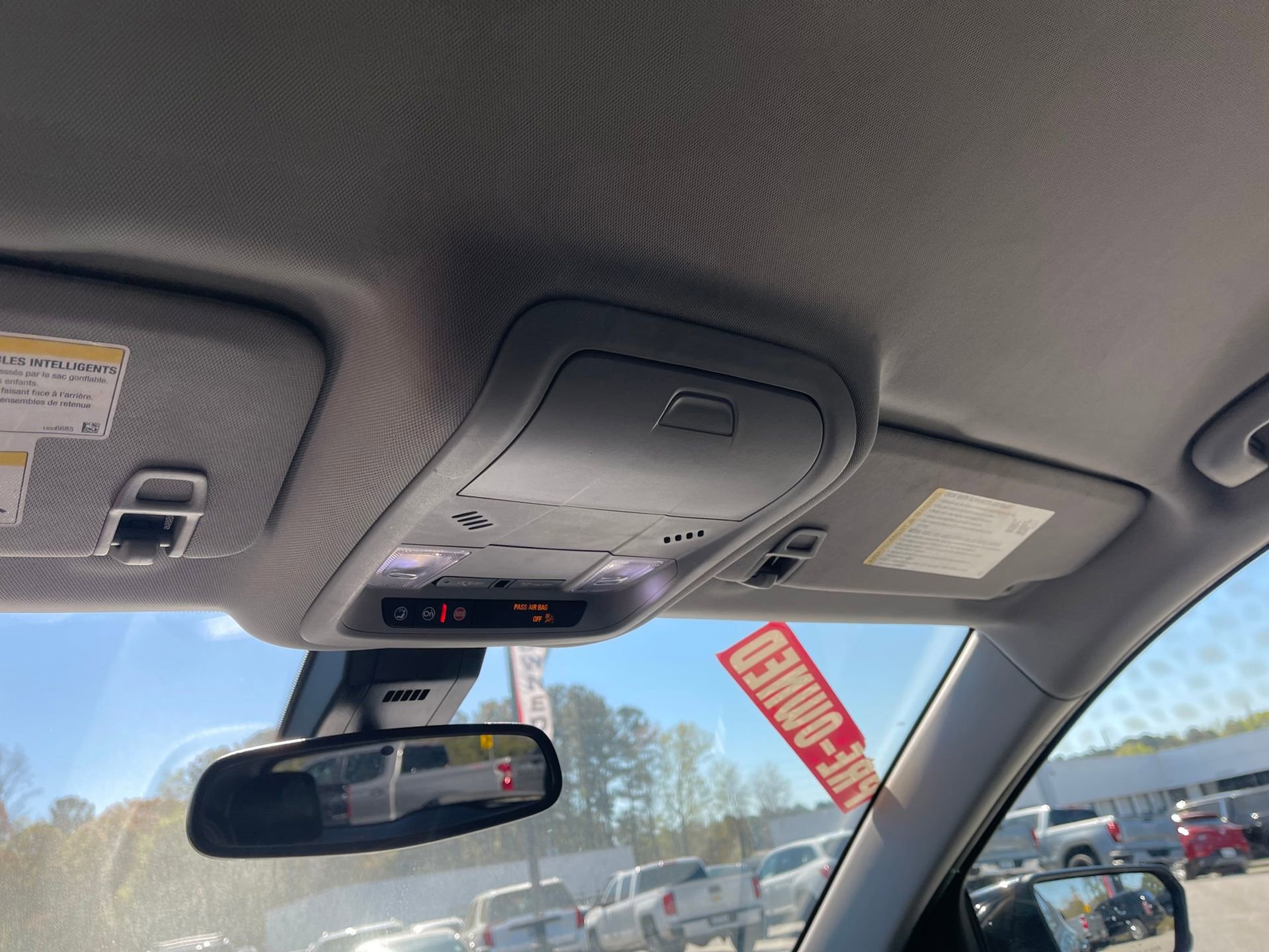 Used 2020 GMC Terrain SLT image 18