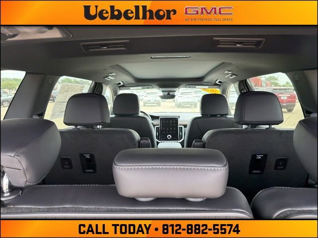 New 2026 GMC Acadia Denali w/ Super Cruise Package image 12