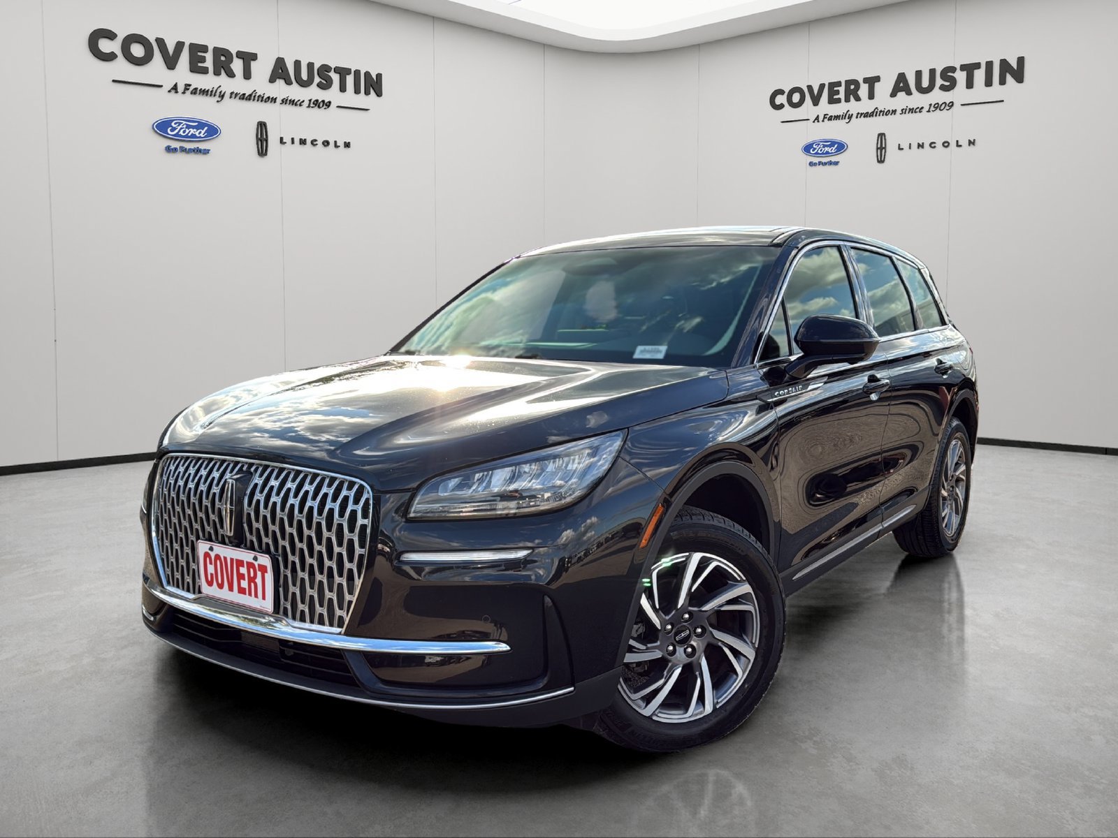Used 2024 Lincoln Corsair FWD w/ Equipment Group 101A