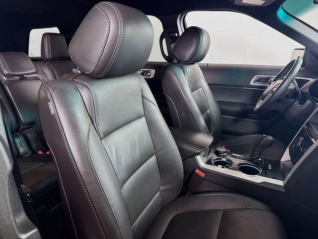 Used 2014 Ford Explorer Sport w/ Equipment Group 401A AWD/4WD image 37