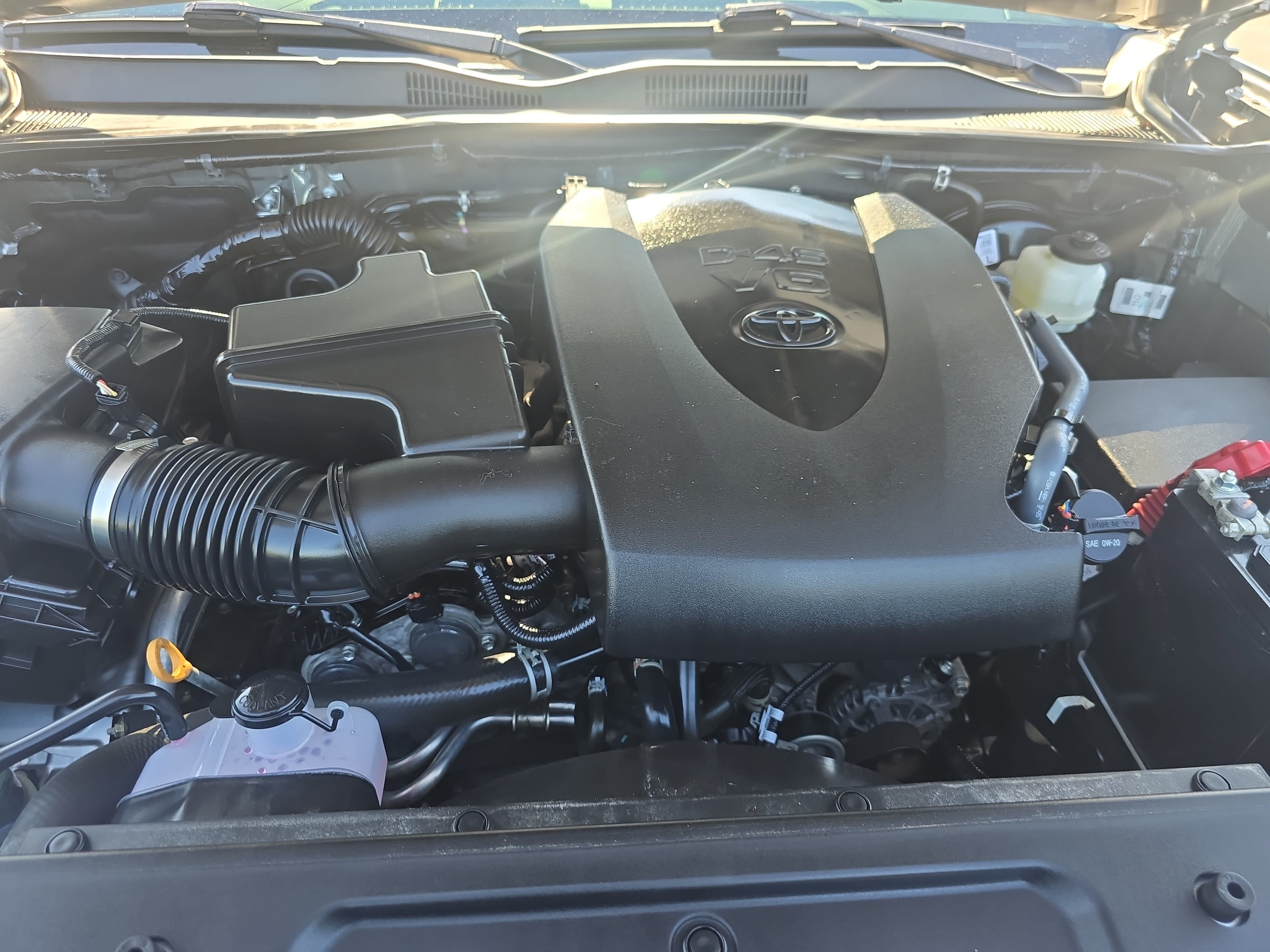 Used 2022 Toyota Tacoma SR5 RWD image 28