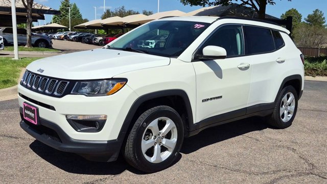 Used 2017 Jeep Compass Latitude AWD/4WD image 4