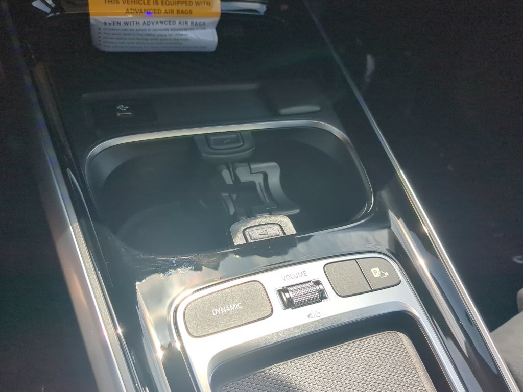Used 2024 Mercedes-Benz GLB 35 AMG 4MATIC image 9