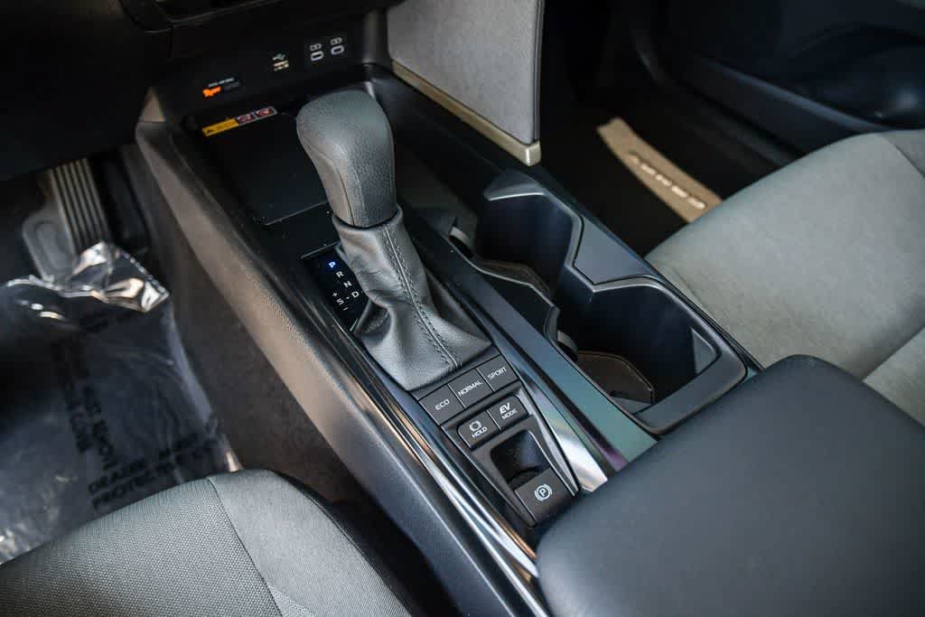 Used 2026 Toyota Camry LE w/ Convenience Package FWD image 19