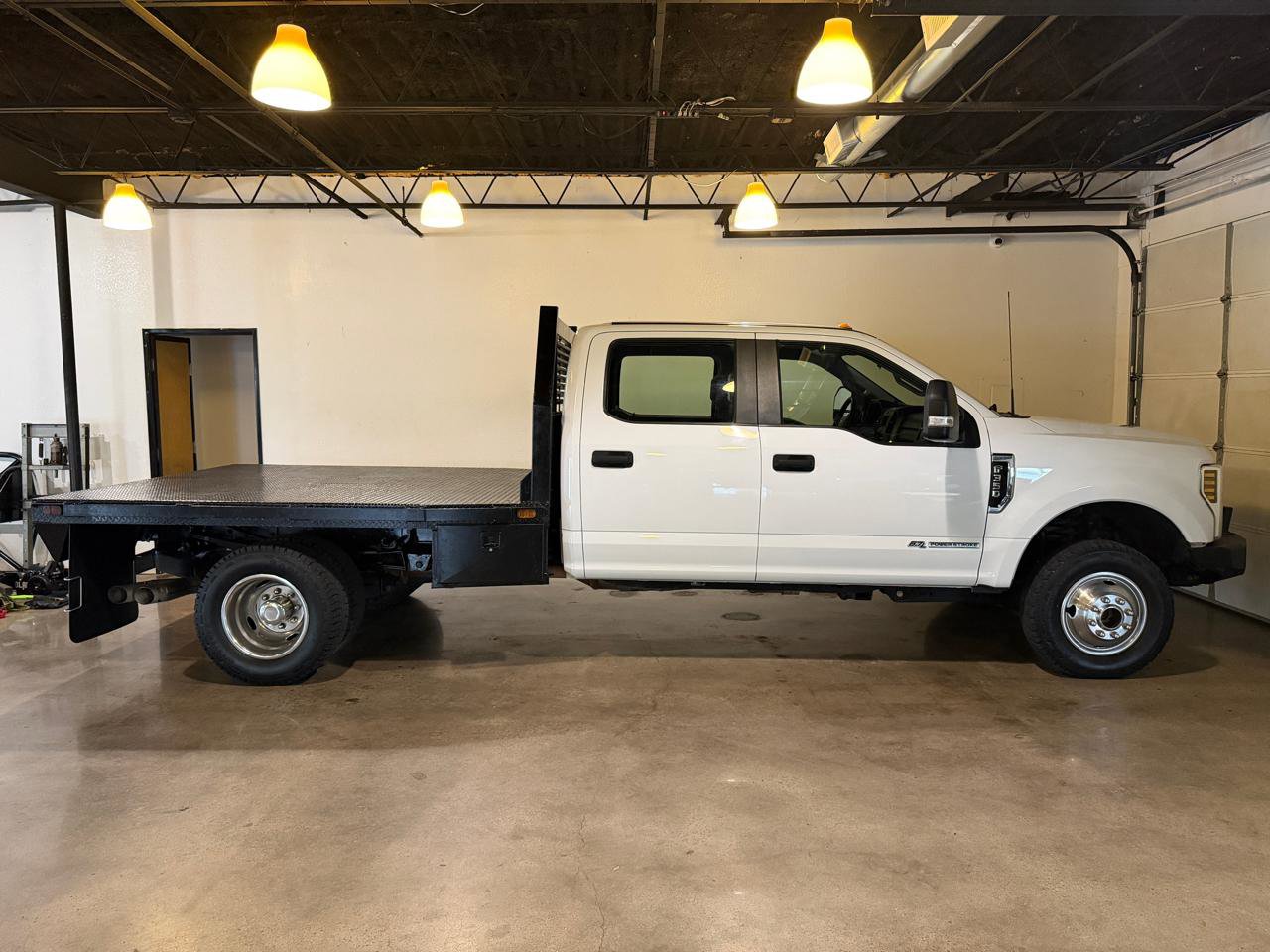 Used 2018 Ford F350 XL w/ Power Equipment Group AWD/4WD image 4