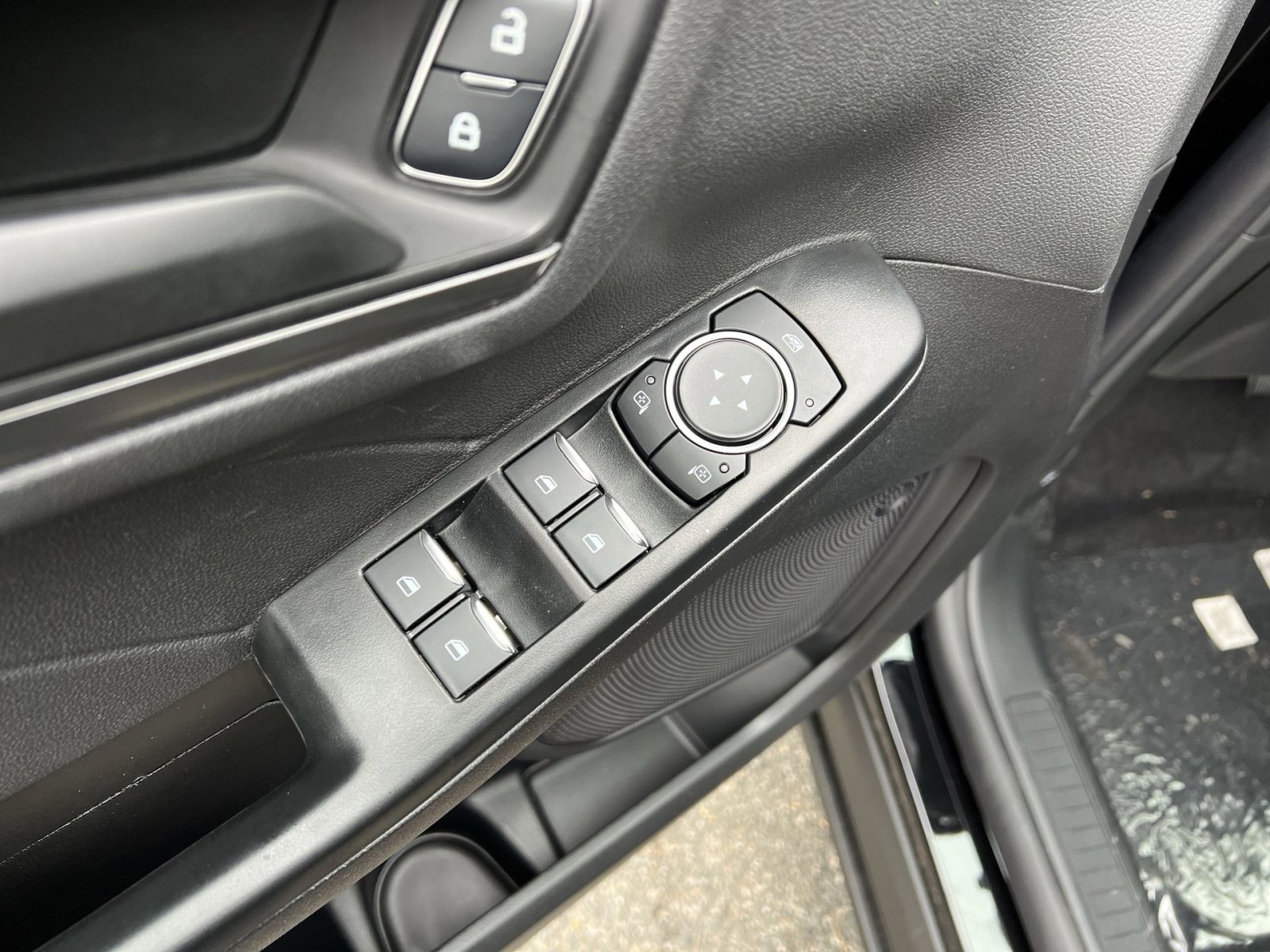 New 2026 Ford Escape Active w/ Cold Weather Package image 15