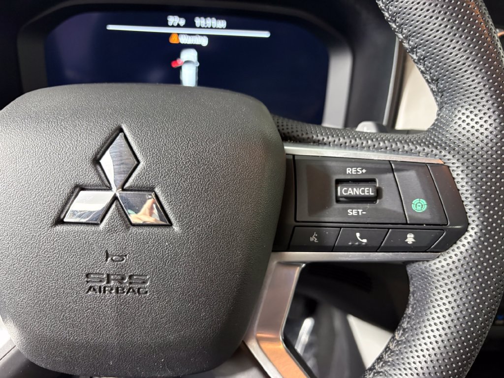 Used 2023 Mitsubishi Outlander SEL FWD image 22
