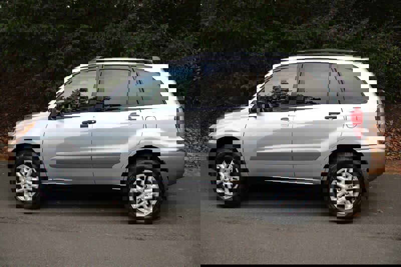 Used 2002 Toyota RAV4 4WD image 12