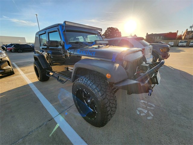 Used 2017 Jeep Wrangler Unlimited Sport w/ Connectivity Group AWD/4WD image 2